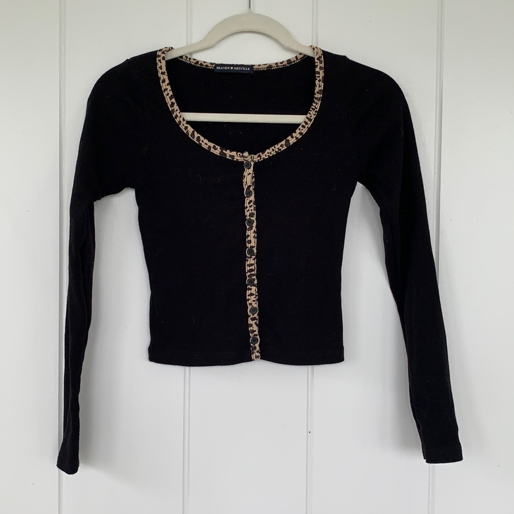 Brandy Melville Cropped Sweater